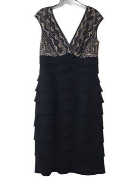 Jessica Howard Black Tiered Vintage Lace V-Neck Cocktail Dress Sz 6 Length 39"